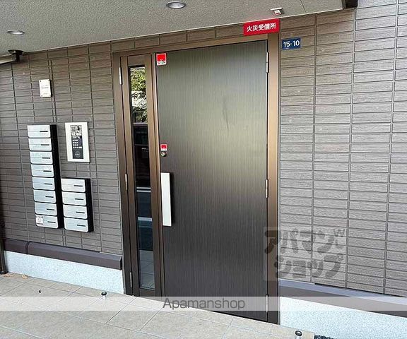 リバーハイツ唐崎の玄関写真