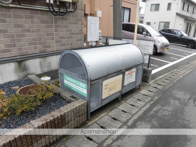 モア・紫竹の外観写真