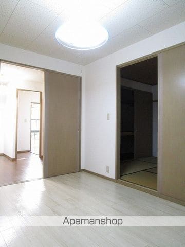 メゾントレビXIIIの内装写真