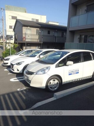 和歌山県和歌山市鷹匠町７丁目[1LDK/46.75m2]の駐車場4