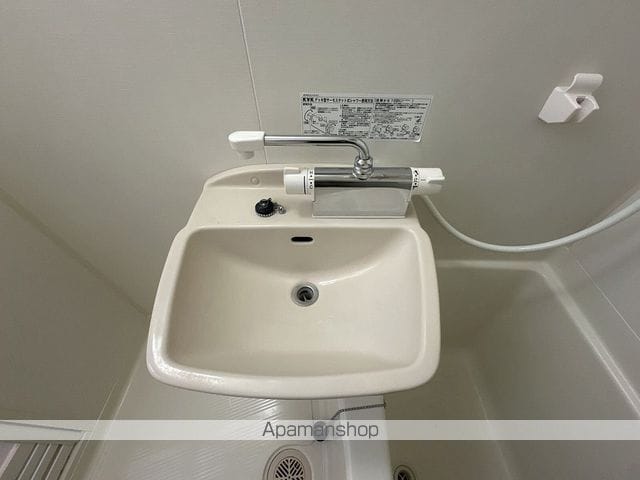 レオパレスグランパルク小柳の内装写真