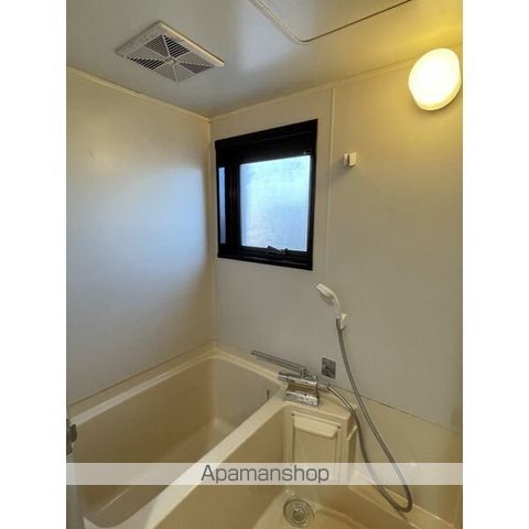 CHAiNONの内装写真