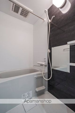 ROBOT HOME 和白の内装写真