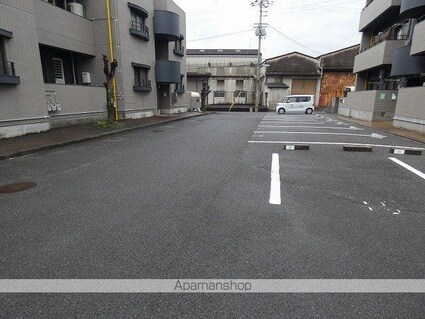 ＭＡＴＳＵＭＯＭＥＮＴ桜井Ⅱ[2LDK/62.84m2]の駐車場