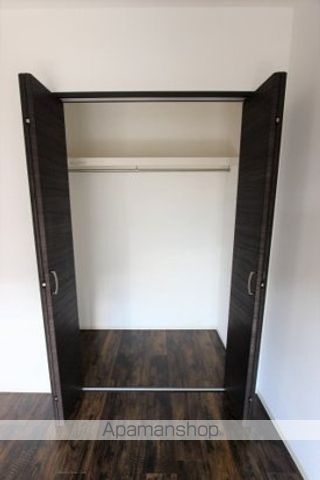 レジデンス八竜の内装写真