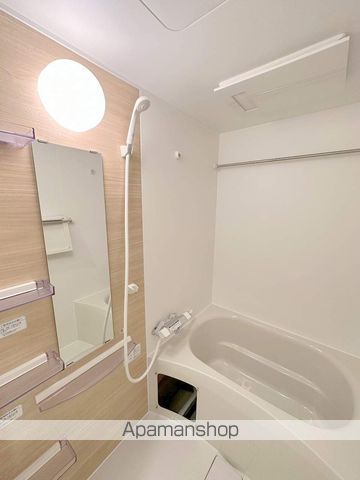 セレニテ本町東リアンの内装写真