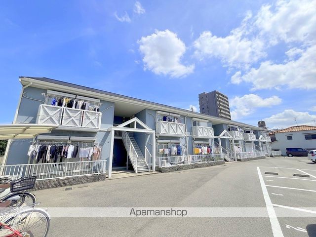フレグランス鳳の外観写真