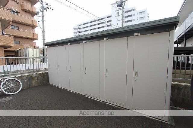 ドゥメゾン中倉の外観写真