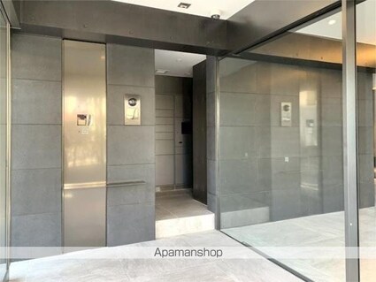ＺＯＯＭ新宿西落合[2K/30.42m2]の共用部2