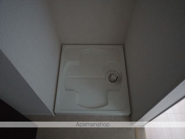 ホワイトメゾン新栄の内装写真