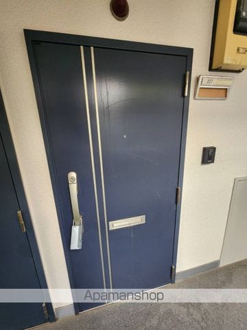 ライオンズマンション赤坂第3の玄関写真