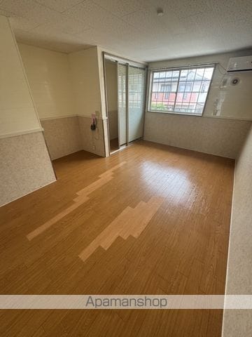 エレガンス恒久の内装写真