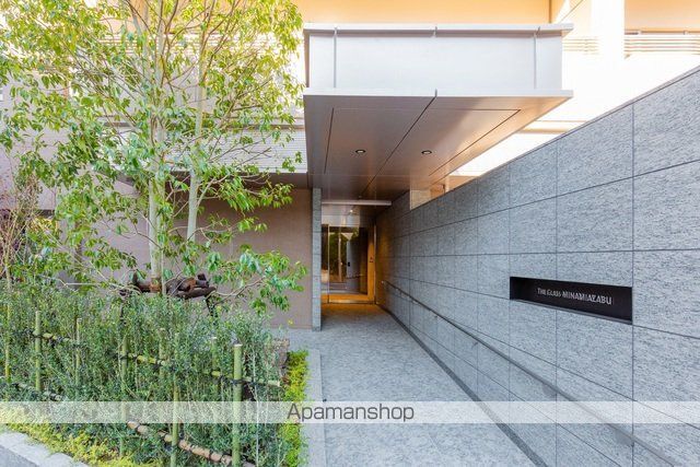 THE CLASS MINAMIAZABUの玄関写真