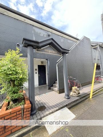 LABBI PALACEの玄関写真