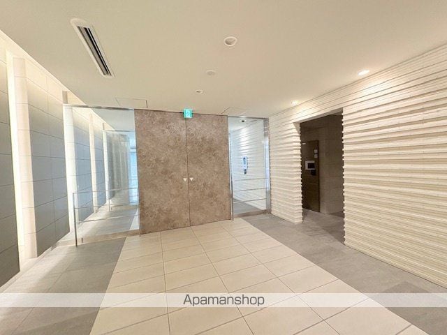 カーサレグラス福島野田の玄関写真