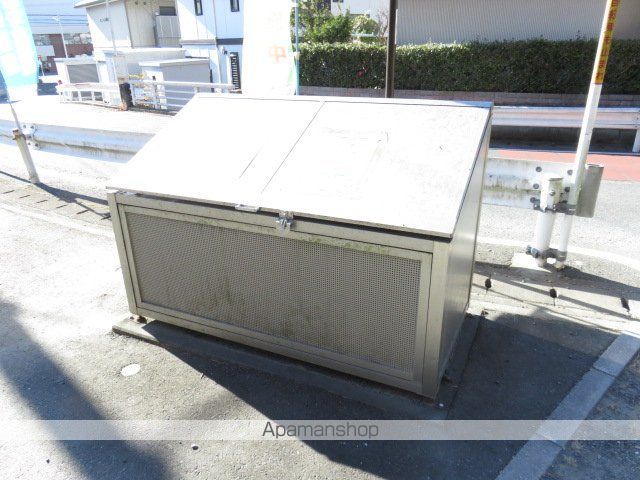 棒屋第四下池ハイツの外観写真