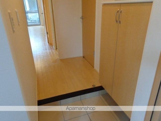 平塚市 2階建 築12年の内装写真