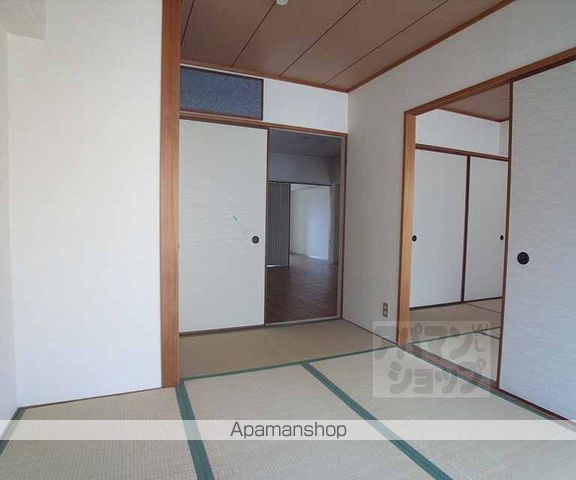 ロイヤル室町の内装写真