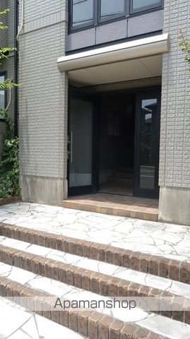 シャンクレールよもぎ台.の玄関写真