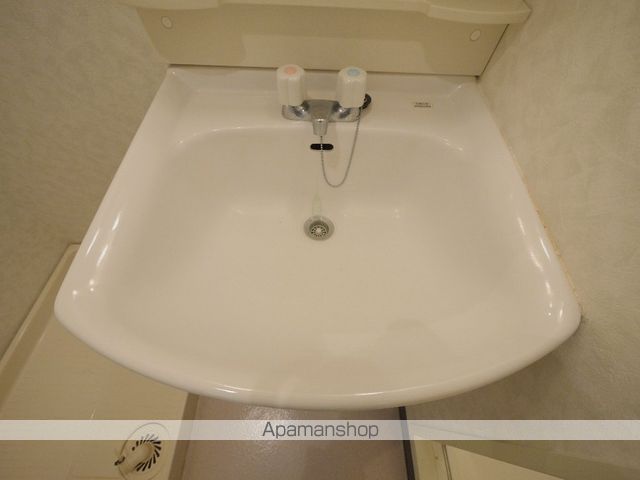 エクセルシオール栄の内装写真