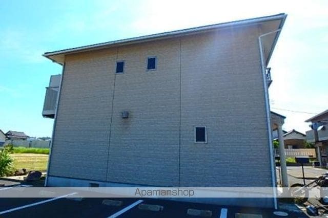 apartment 茨城県鹿嶋市平井東３丁目1-14
地図を見る