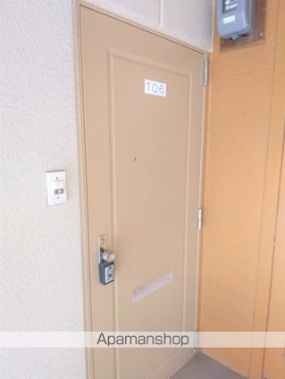 グリーンコーポ楢岡Ａ[2LDK/63.76m2]のエントランス4
