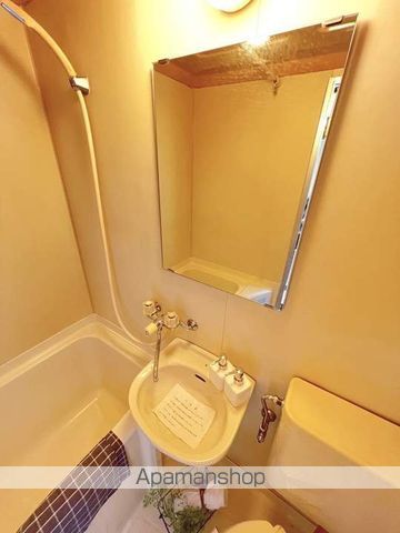 シャトー辰巳の内装写真