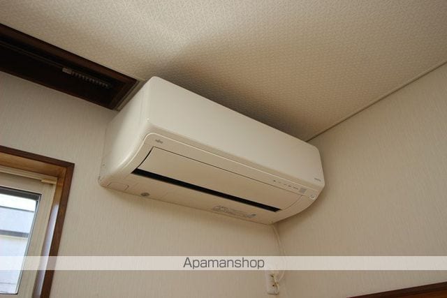 detached 青森県青森市金沢２丁目5-9

地図を見る