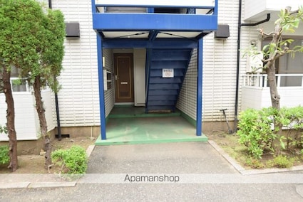 アーバンハイツＢ[2DK/42m2]のエントランス