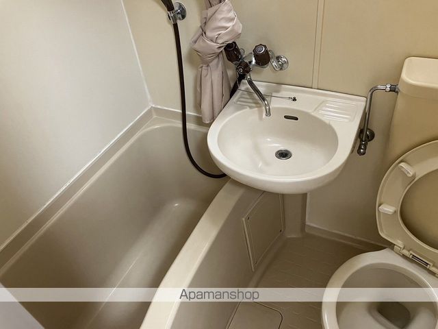 鶴田マンションの内装写真