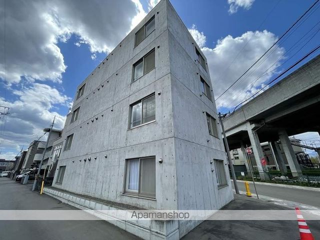 リラさっぽろの外観写真