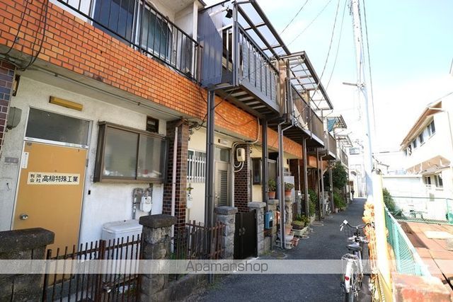 香露園テラスハウスの外観写真