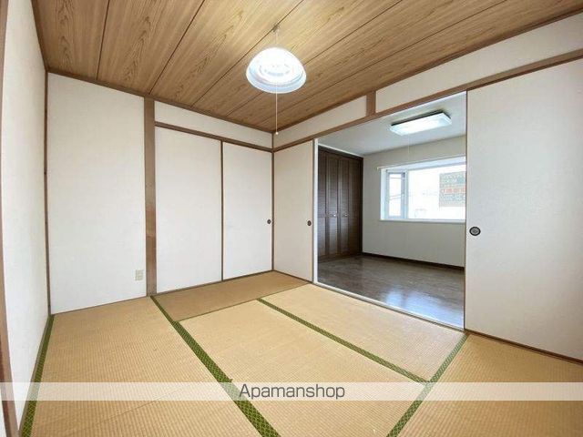 ヒルズクレスト富岡の内装写真