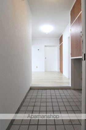 松風ビル[3LDK/53.52m2]の玄関