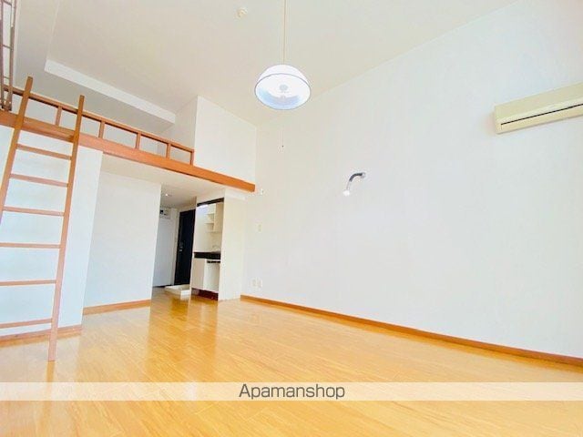 ロイヤルマンション大和町の内装写真