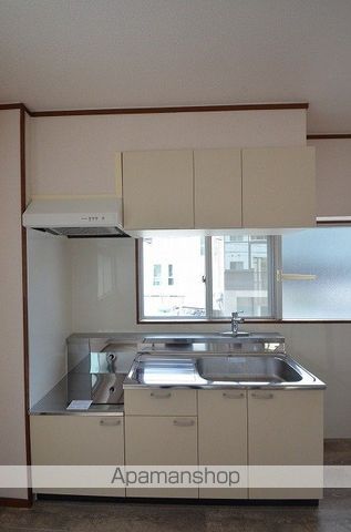 ランドスルー戸坂の内装写真