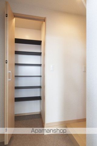 レジェンドの内装写真