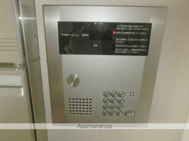 ミュンヘン大橋壱番館の玄関写真
