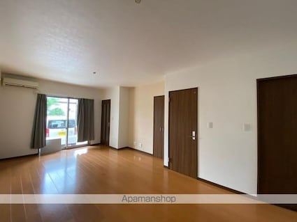 伏石町借家[3LDK/76.38m2]の内装2