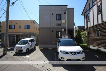 青森県青森市桂木２丁目[1R/27.4m2]の外観3