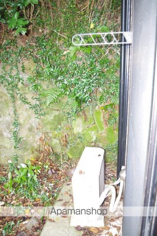 アンプルール ブワ 横須賀中央の内装写真