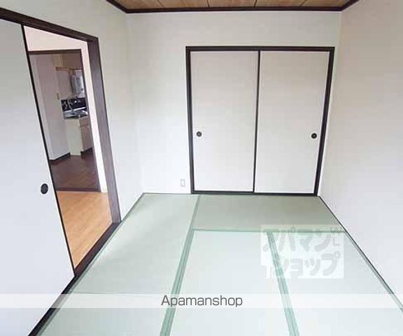 タウニィ・カトレヤの内装写真
