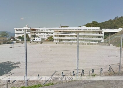 平岡邸　Ａ[3LDK/77.75m2]の周辺4