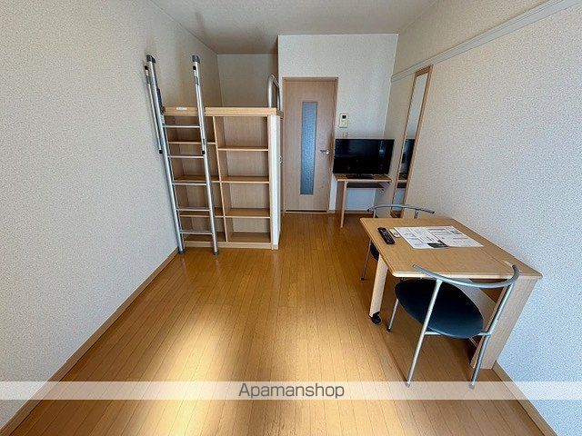 レオパレス虹の内装写真