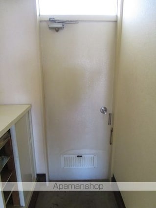 ファーストページ[1K/17m2]の玄関