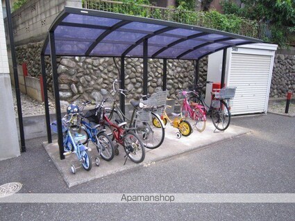 東京都羽村市羽中２丁目[2DK/47m2]の共用部3