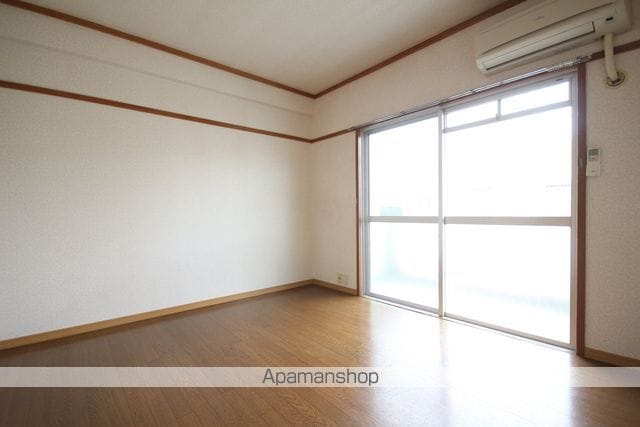 第3年見マンションの内装写真