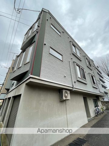 プレシャス17番館の外観写真