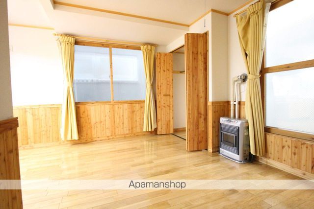WOOD611の内装写真