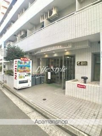 スカイコート横浜平沼の玄関写真